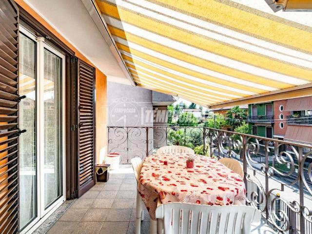 Villa in vendita a Caronno Pertusella VA
