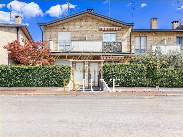 Villa in vendita a Caronno Pertusella VA