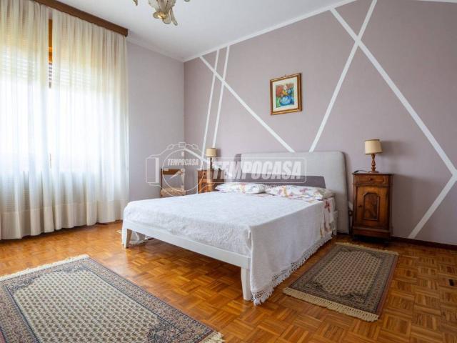 Villa in vendita a Carobbio degli Angeli BG