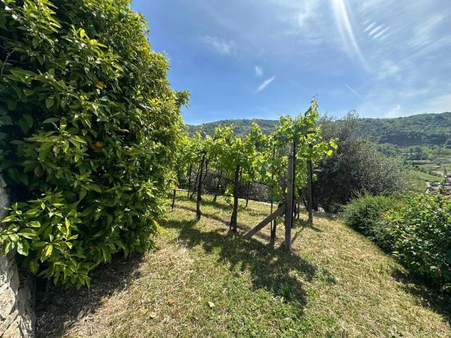 Villa in vendita a Carobbio degli Angeli BG