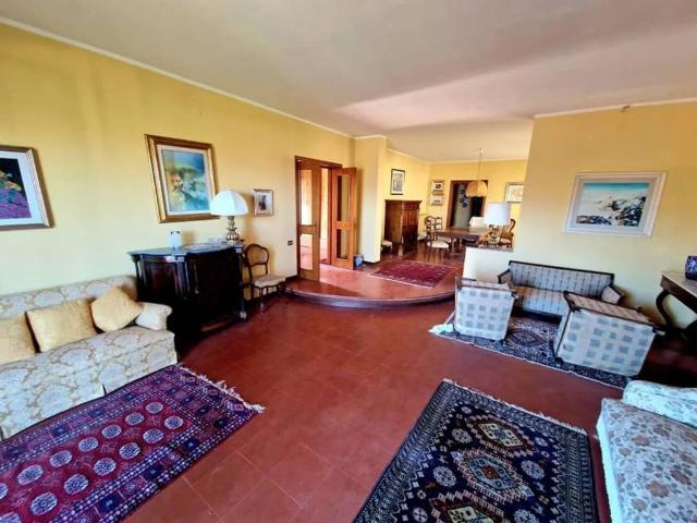 Villa in vendita a Carolei CS