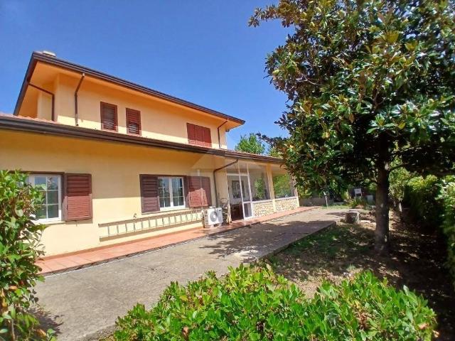 Villa in vendita a Carolei CS