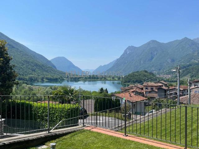 Villa in vendita a Carlazzo CO