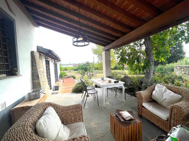 Villa in vendita a Carmignano PO