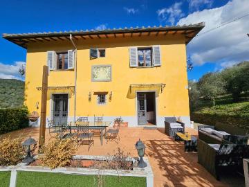 Villa in vendita a Carmignano PO