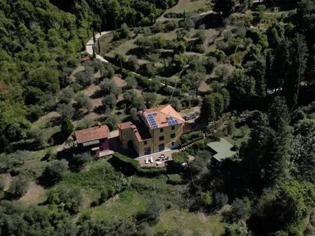 Villa in vendita a Carmignano PO