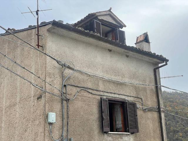 Villa in vendita a Carsoli AQ