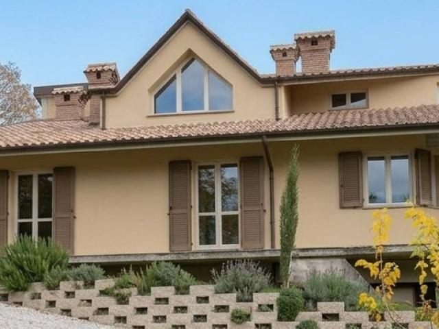 Villa in vendita a Carpegna PU