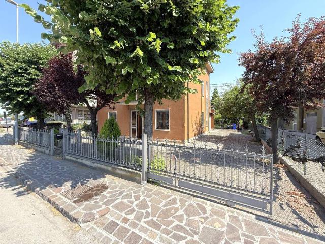 Villa in vendita a Carpi MO
