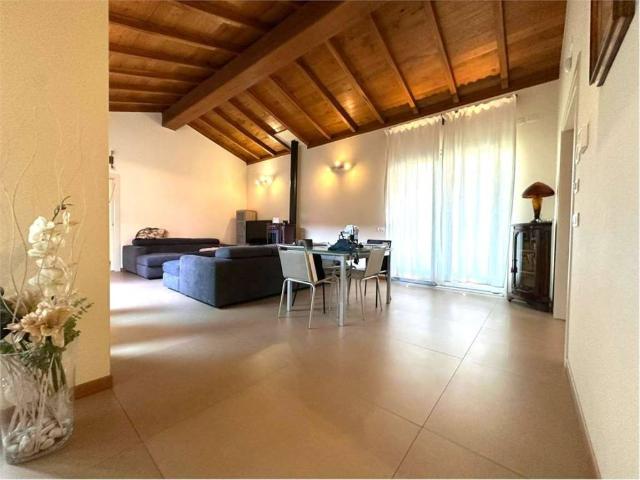 Villa in vendita a Carpi MO