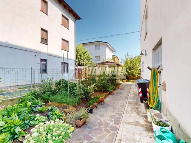 Villa in vendita a Carpi MO
