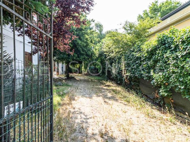 Villa in vendita a Carpi MO