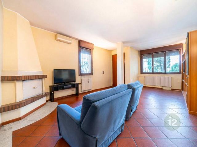 Villa in vendita a Carpi MO