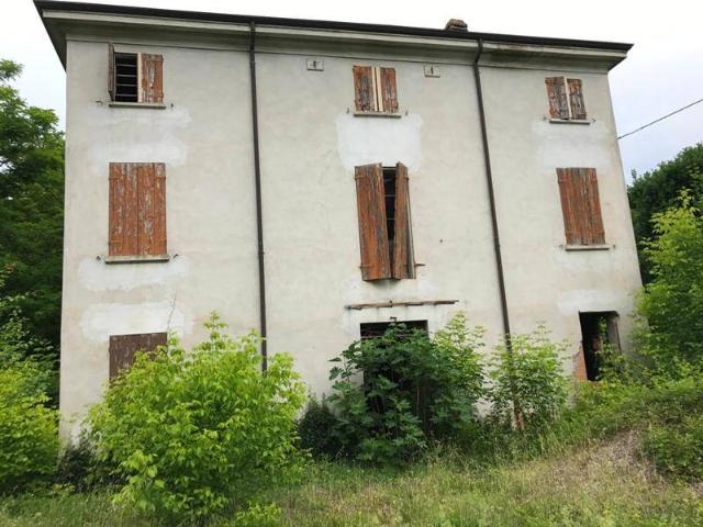 Villa in vendita a Carpi MO