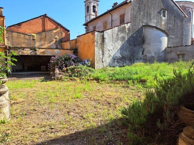 Villa in vendita a Carpignano Sesia NO