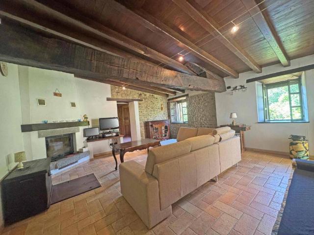 Villa in vendita a Carpineti RE