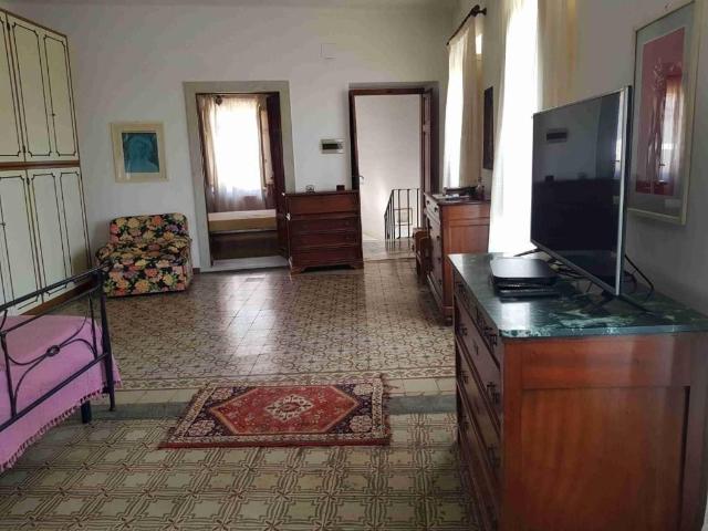 Villa in vendita a Carrara MS
