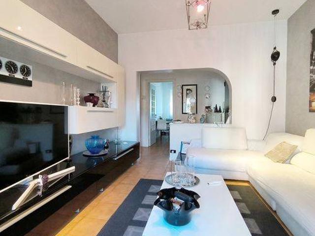 Villa in vendita a Carrara MS