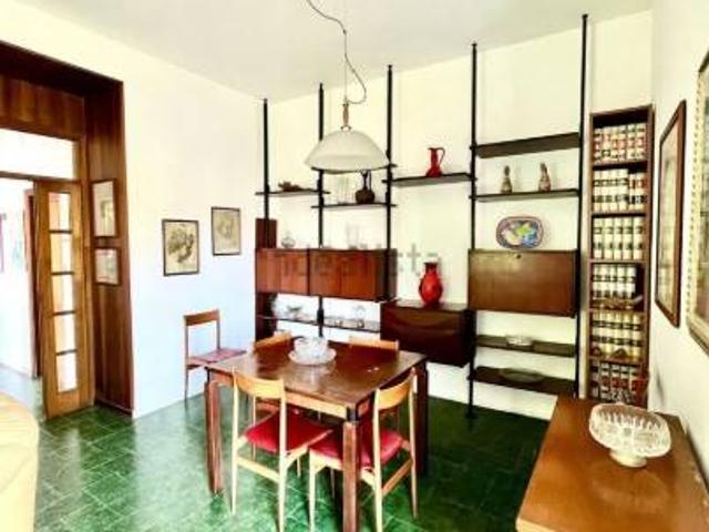 Villa in vendita a Carrara MS