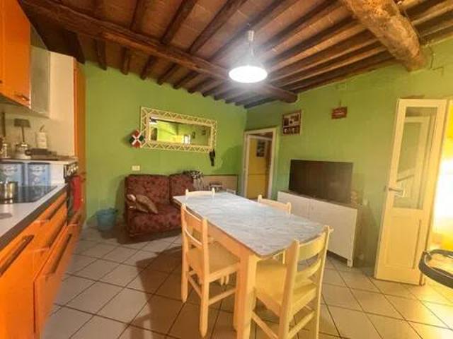 Villa in vendita a Carrara MS