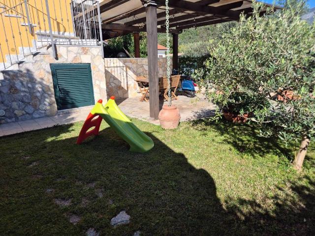 Villa in vendita a Carrara MS