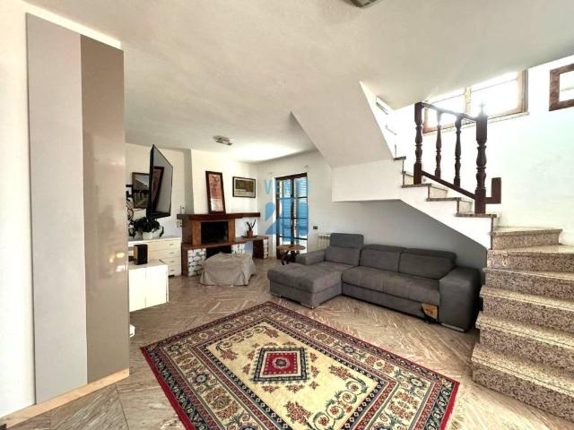 Villa in vendita a Carrara MS