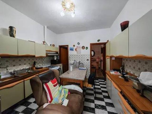Villa in vendita a Carrara MS