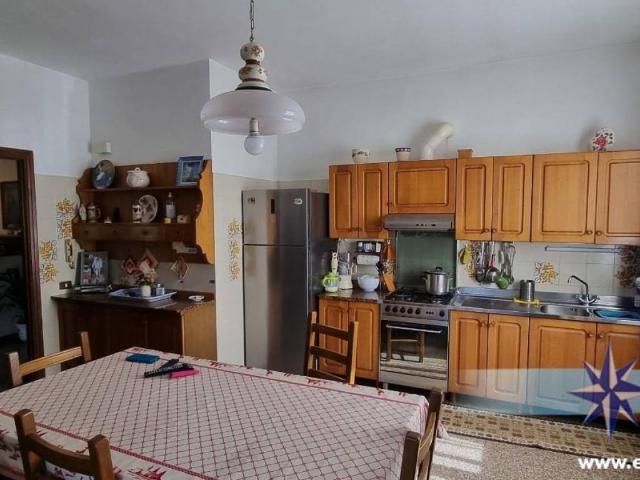 Villa in vendita a Carrara MS