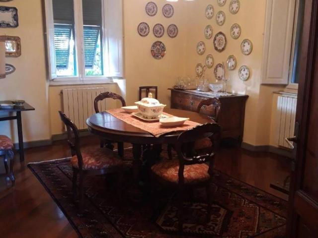 Villa in vendita a Carrara MS