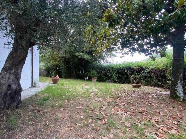 Villa in vendita a Carrara MS