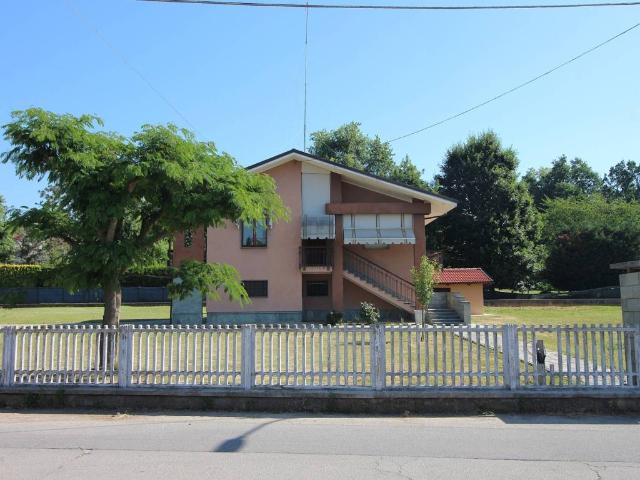 Villa in vendita a Carrù CN