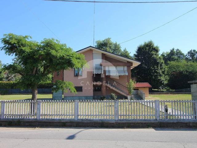 Villa in vendita a Carrù CN