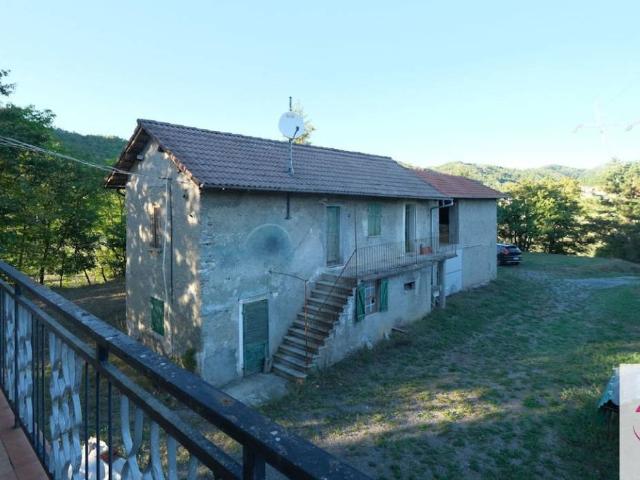 Villa in vendita a Cartosio AL