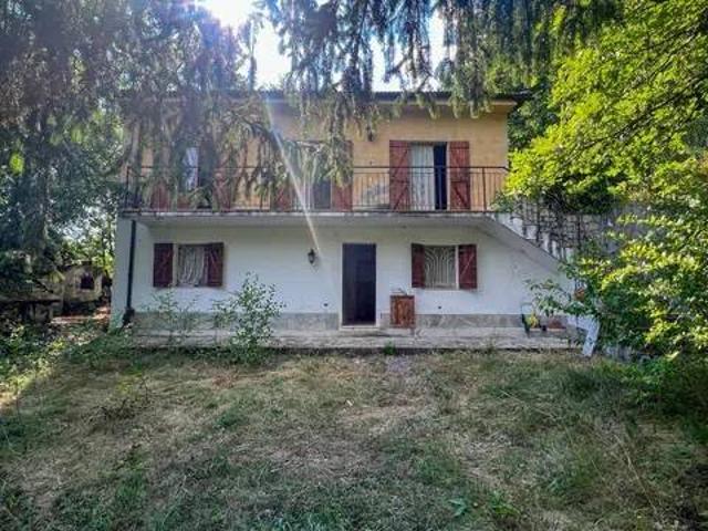 Villa in vendita a Cartosio AL
