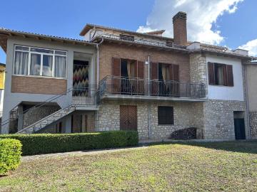 Villa in vendita a Cascia PG