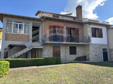 Villa in vendita a Cascia