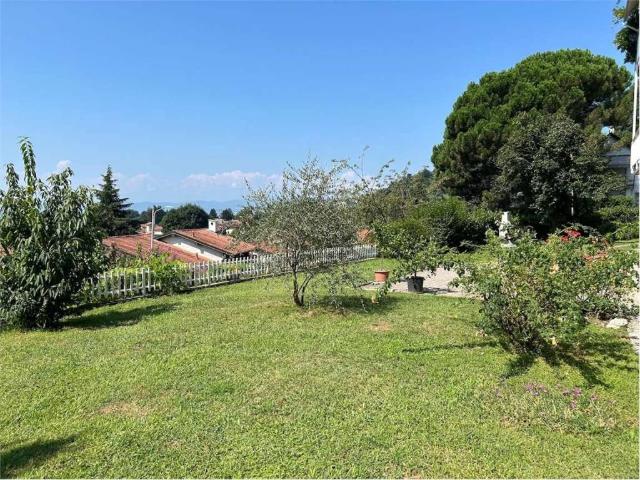 Villa in vendita a Casciago VA