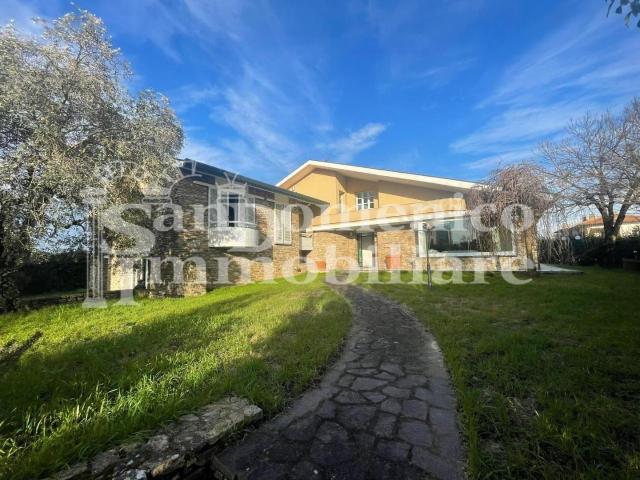 Villa in vendita a Casciana Terme Lari
