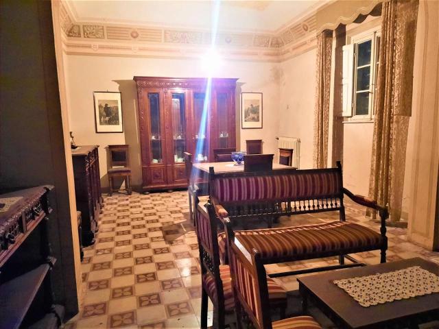 Villa in vendita a Cascina