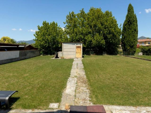 Villa in vendita a Cascina
