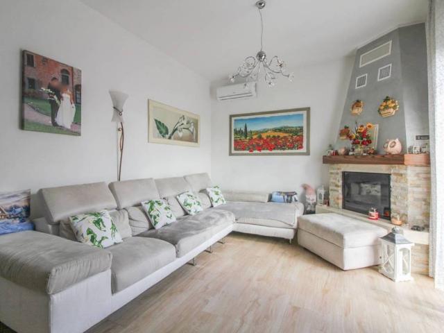 Villa in vendita a Cascina PI