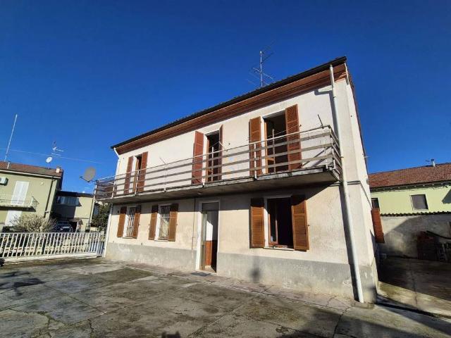 Villa in vendita a Casale Monferrato AL