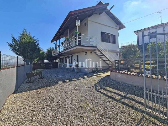 Villa in vendita a Casale Monferrato AL