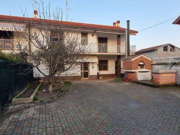 Villa in vendita a Casale Monferrato AL