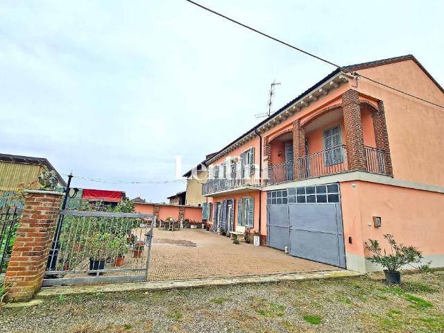 Villa in vendita a Casale Monferrato AL