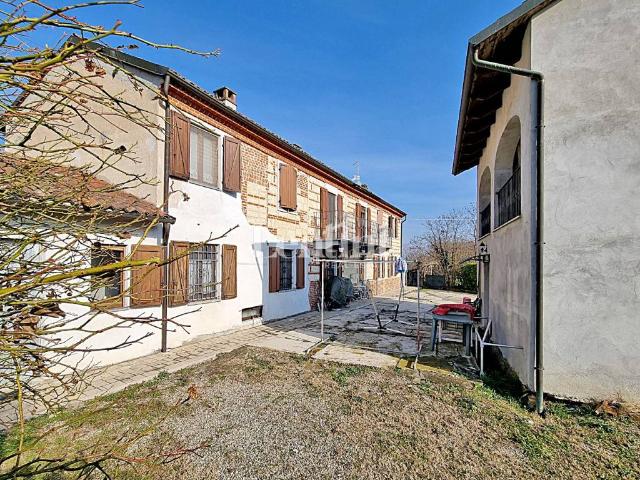 Villa in vendita a Casale Monferrato AL