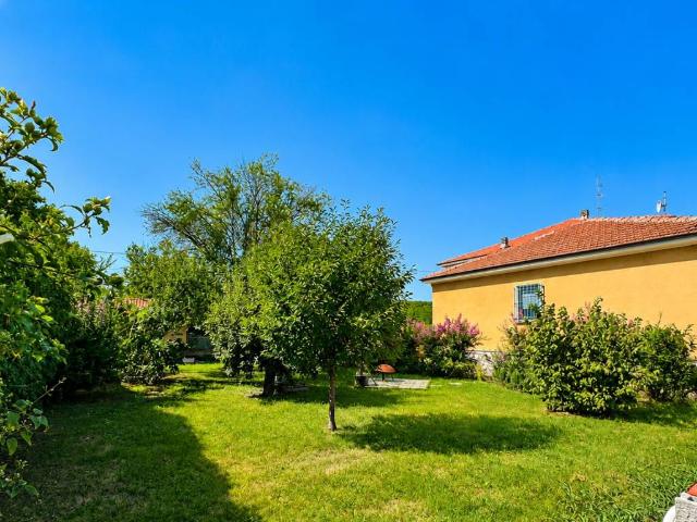 Villa in vendita a Casale Monferrato AL
