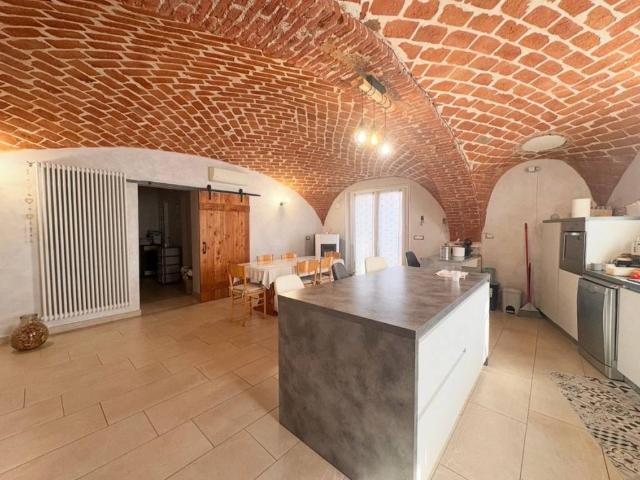 Villa in vendita a Villanova Monferrato AL