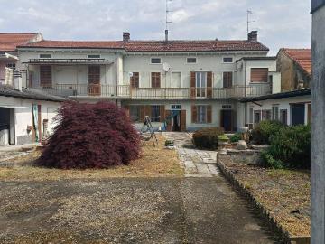 Villa in vendita a Casale Monferrato AL