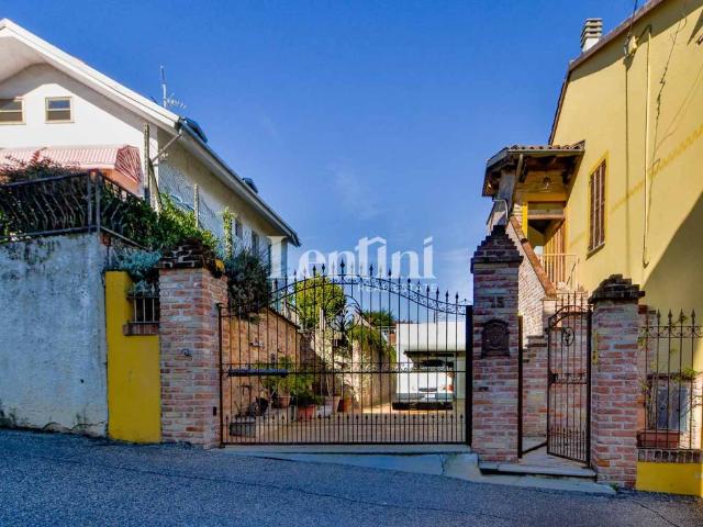 Villa in vendita a Casale Monferrato AL